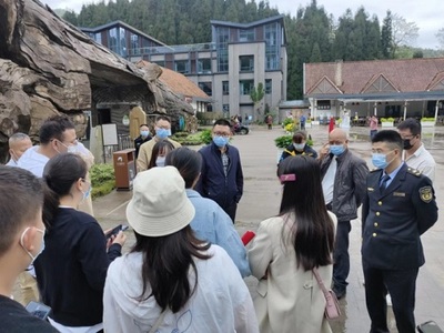 滎經縣文化體育和旅游局 開展“5.1”節前安全生產聯合大檢查