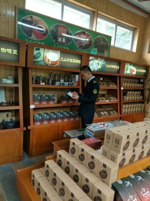 秀英區食藥監局嚴防嚴管嚴控保障港口滯留旅客飲食安全